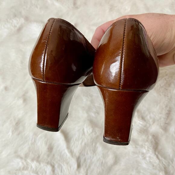 Naturalizer Leather Heels - Picture 3 of 9